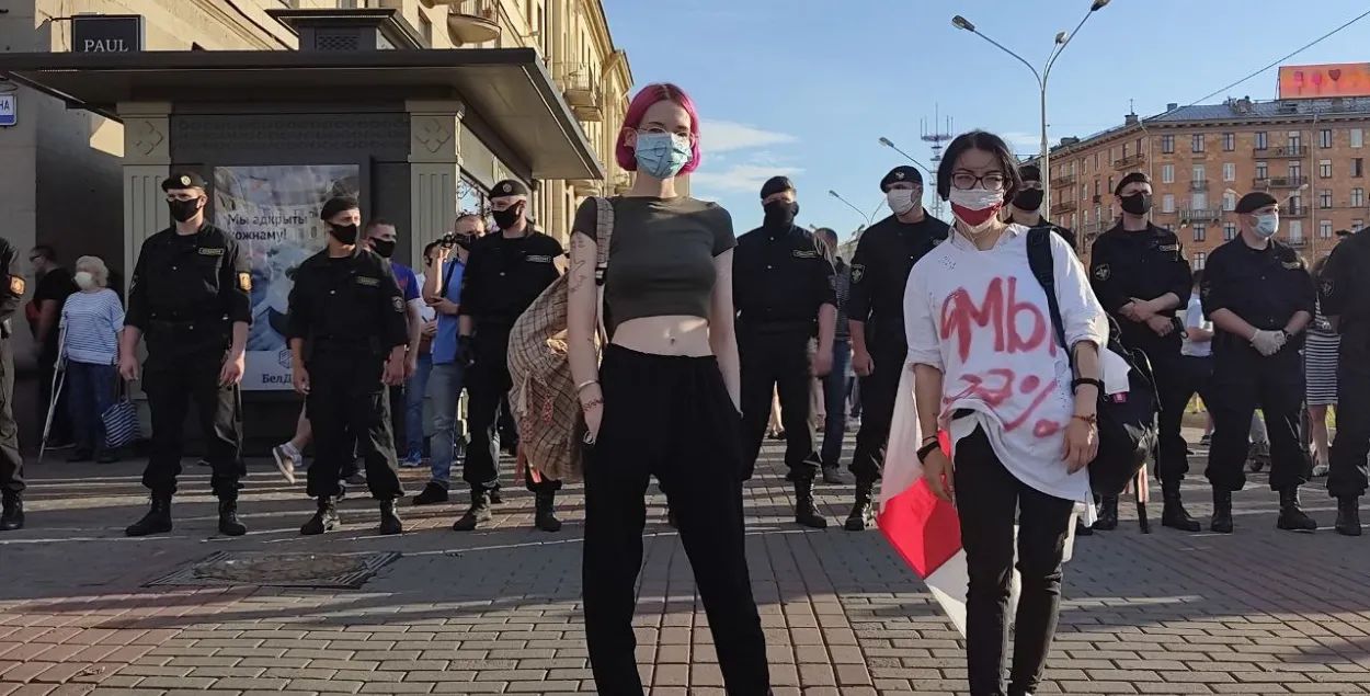 Падпалкоўнік міліцыі: пераходзіць на бок народа будуць падраздзяленнямі