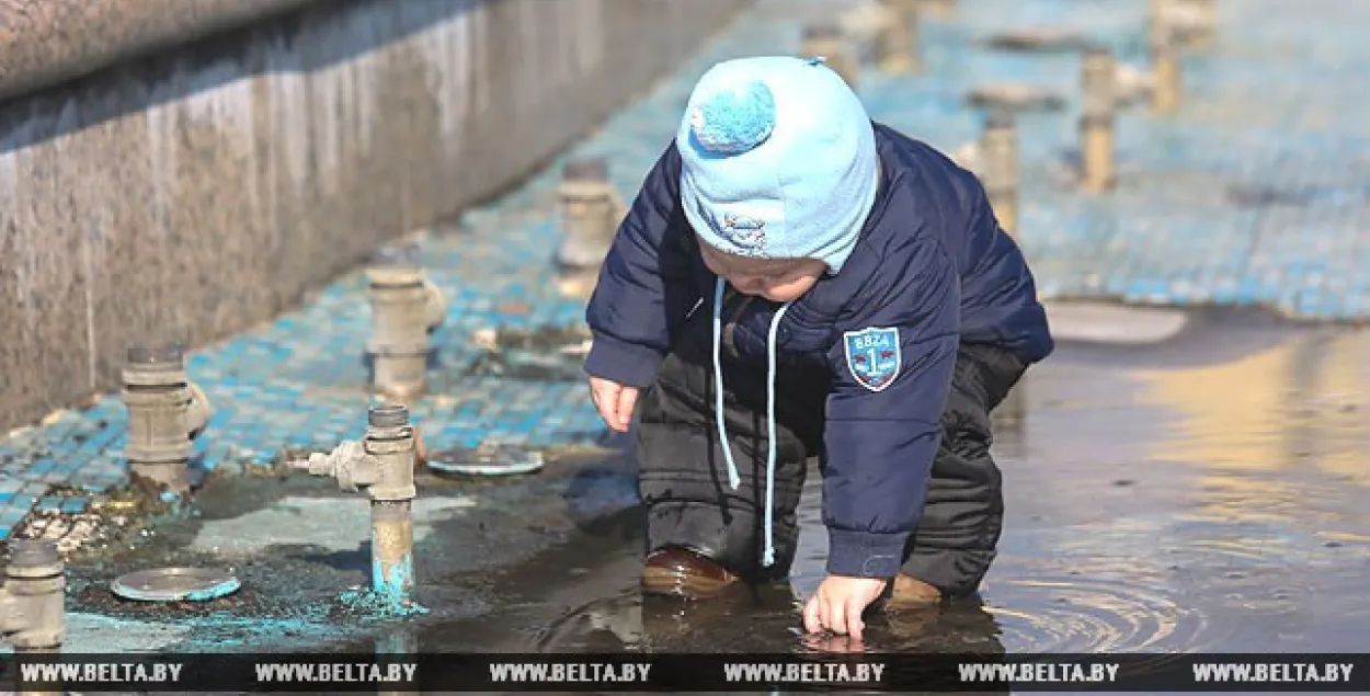 У выхадныя ў Беларусі пацяплее да плюс 16 градусаў па паўднёвым усходзе