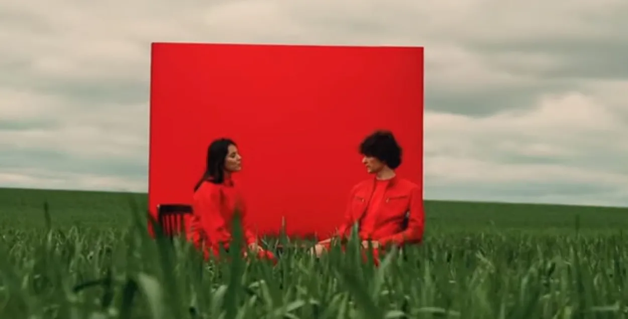 A screengrab from the NaviBand latest video.