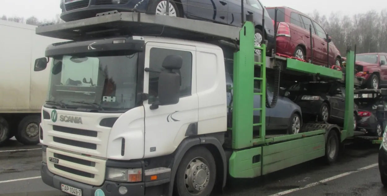Пограничники обнаружили наркотики и боеприпасы в автомобилях, которые везли через границу / gpk.gov.by​