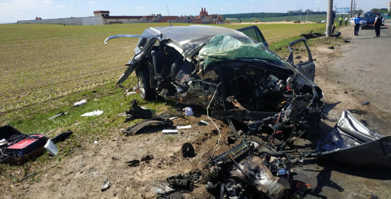 Кіроўца цудам выжыў пасля жахлівай аварыі на МКАД 