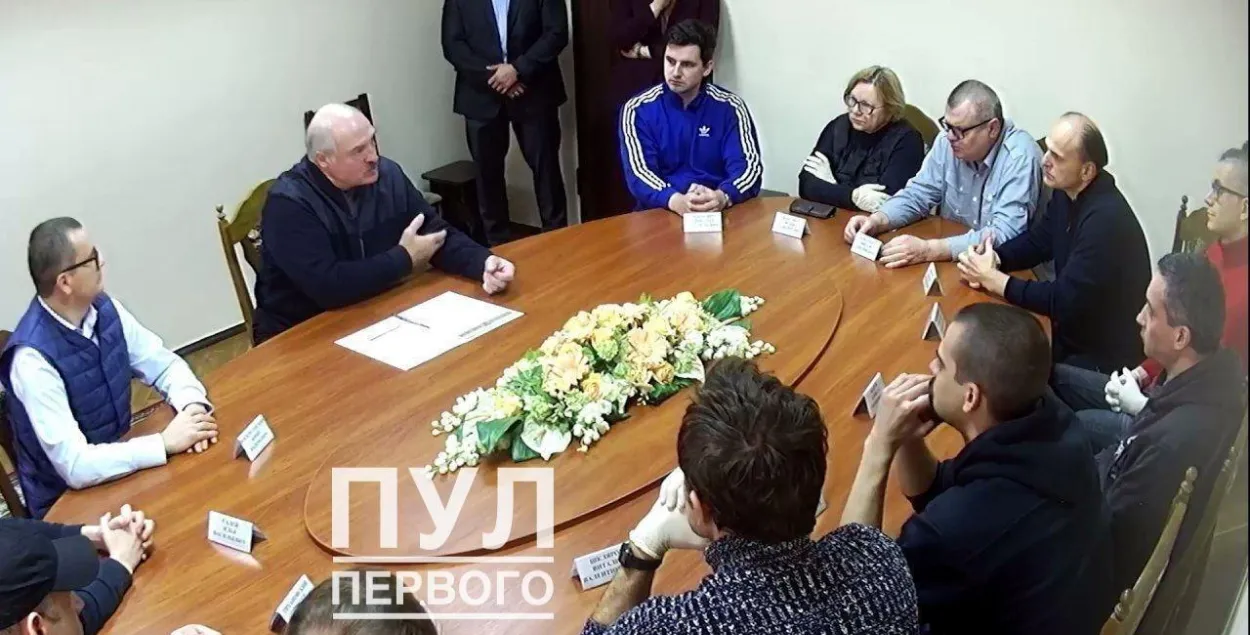 Сустрэча Лукашэнкі і палітвязняў / "Пул Первого"