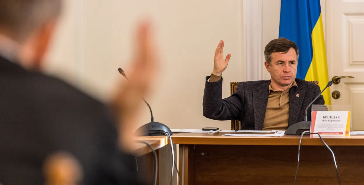 Падчас галасавання на пасяджэнні Гісторыка-тапанімічнай камісіі пры мэрыі Адэсы / dumskaya.net
