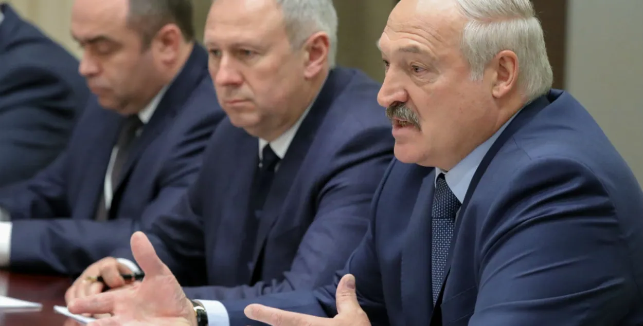 Александр Лукашенко во главе белорусской делегации на недавних переговорах в Сочи / Reuters​