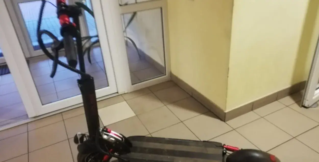 У Літве затрымалі кантрабандыстаў на самакаце з беларускімі цыгарэтамі