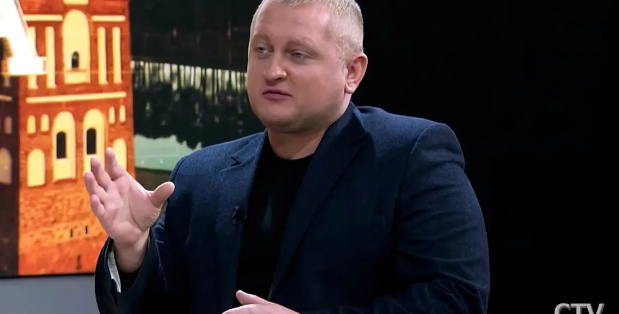 Палітолаг прапанаваў зачыніць палову партыяў — і апазіцыйных, і праўладных