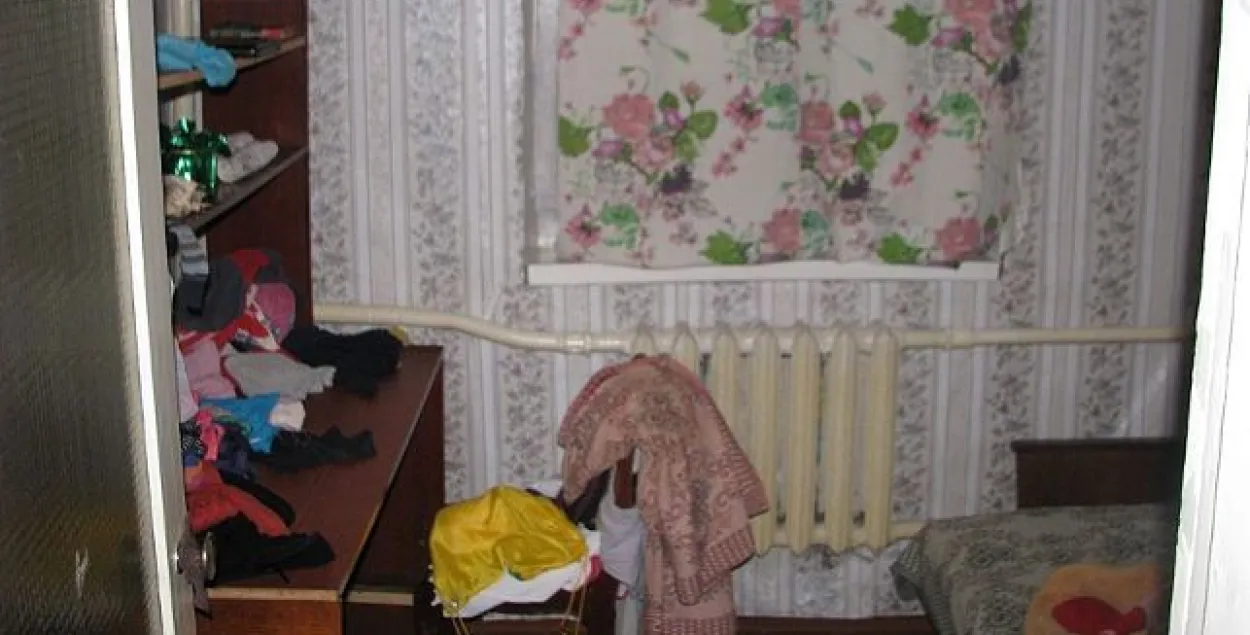 Маці і айчым загінулай 2-гадовай дзяўчынкі праходзяць псіхіятрычную экспертызу
