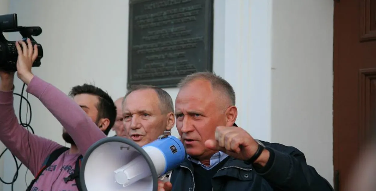 Статкевіч і Някляеў — на волі