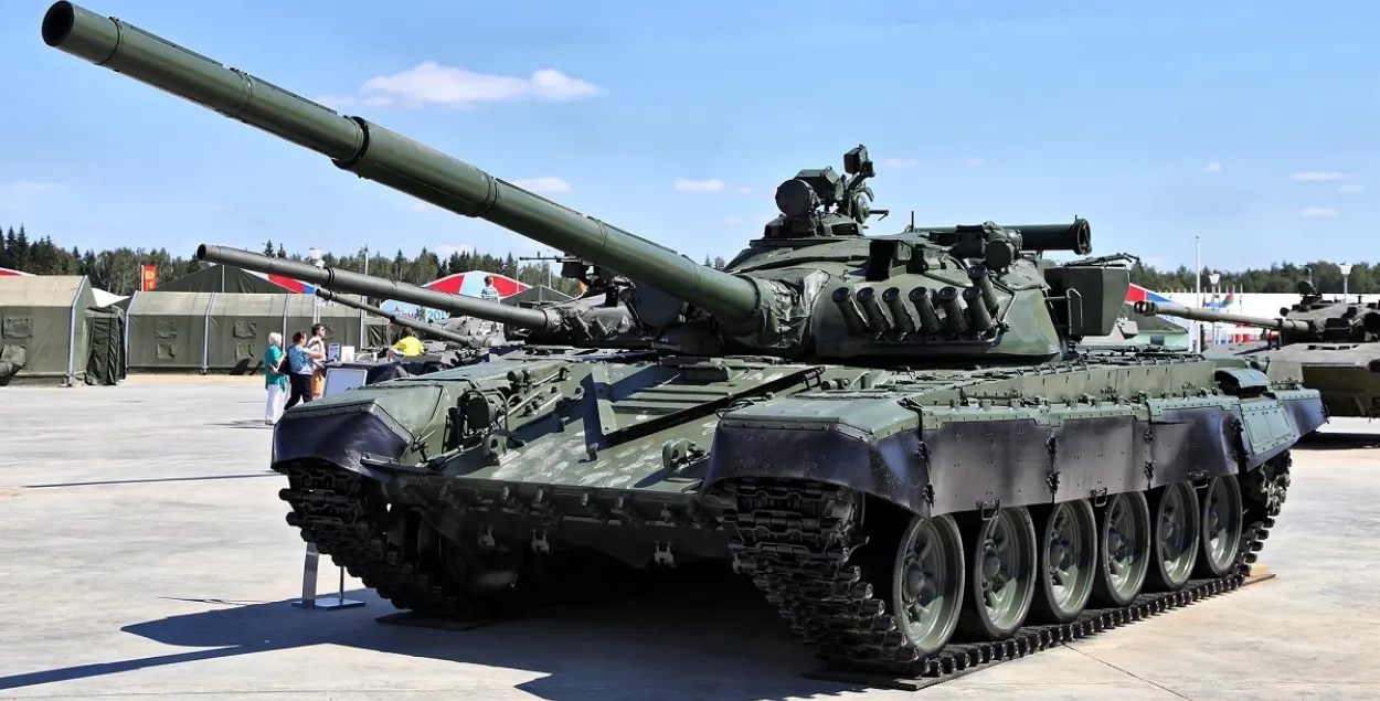 Польшча перадала Украіне танкі Т-72 / twitter.com/carramba66, ілюстрацыйнае фота
