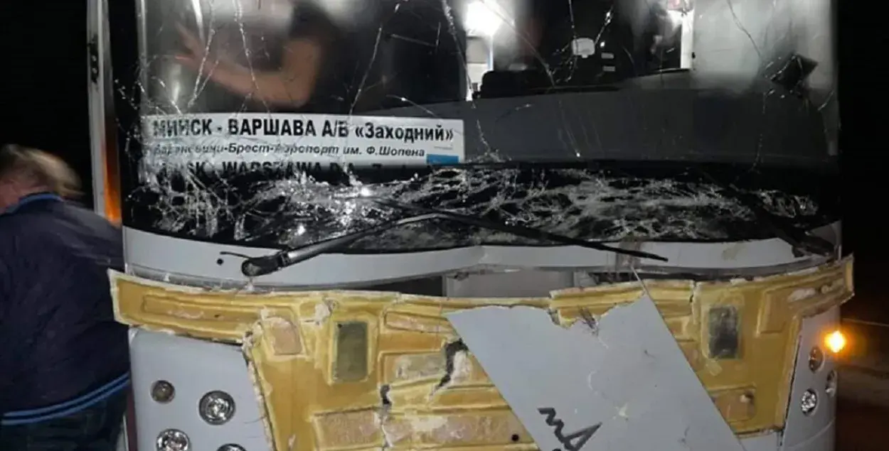 Разбіты пад Баранавічамі аўтобус / nashkraj.by

