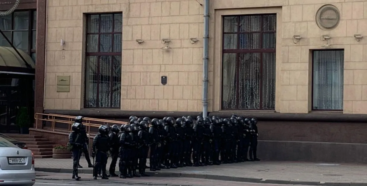 Затрыманых журналістаў будуць судзіць за ўдзел у несанкцыянаванай акцыі