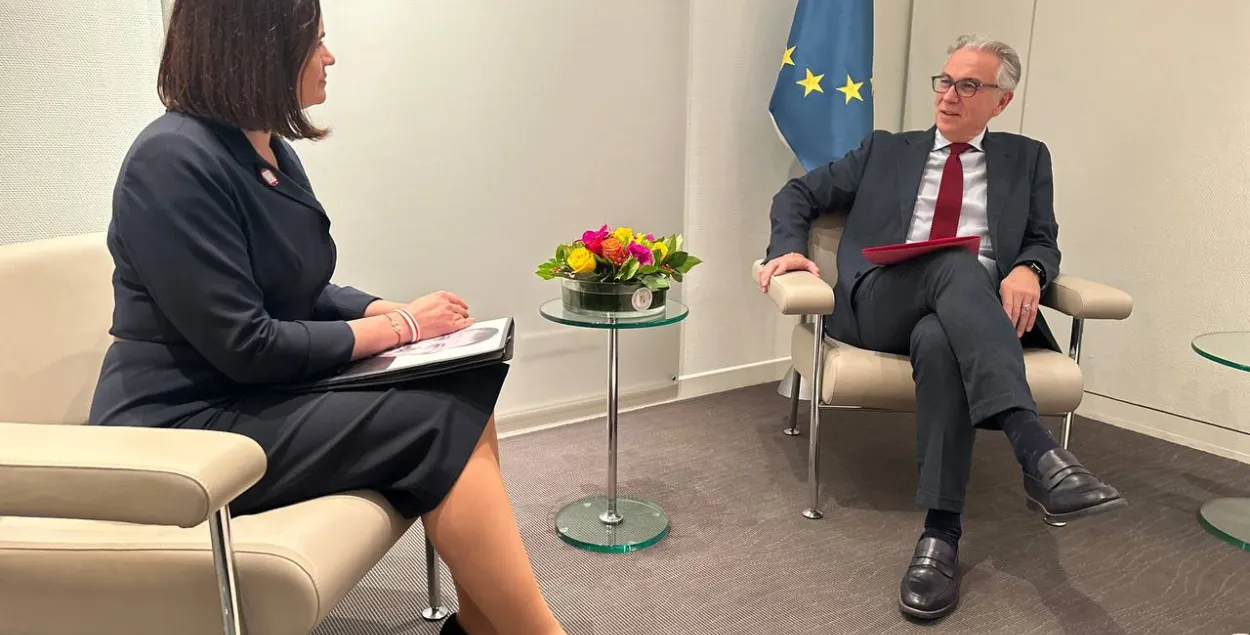 Святлана Ціханоўская і прэзідэнт ПАСЕ Тэадорас Русопулас