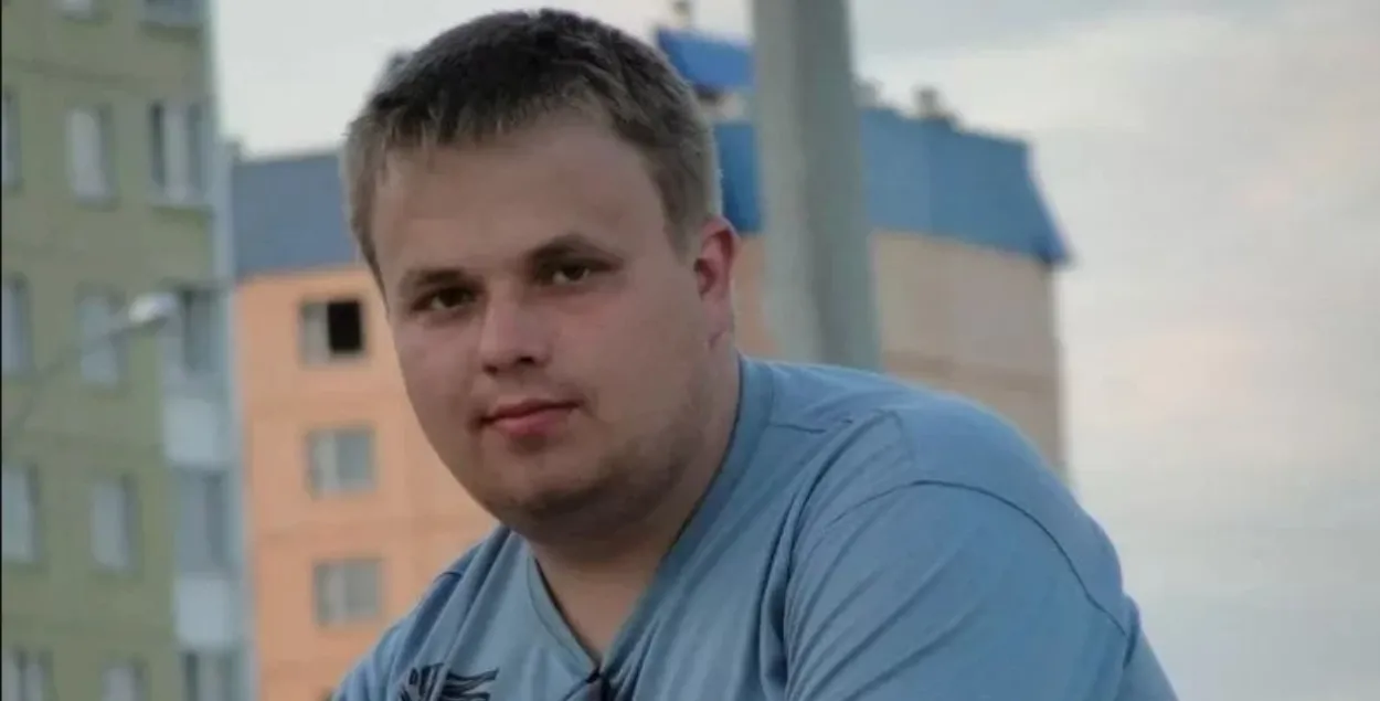 Павел Белоголов
