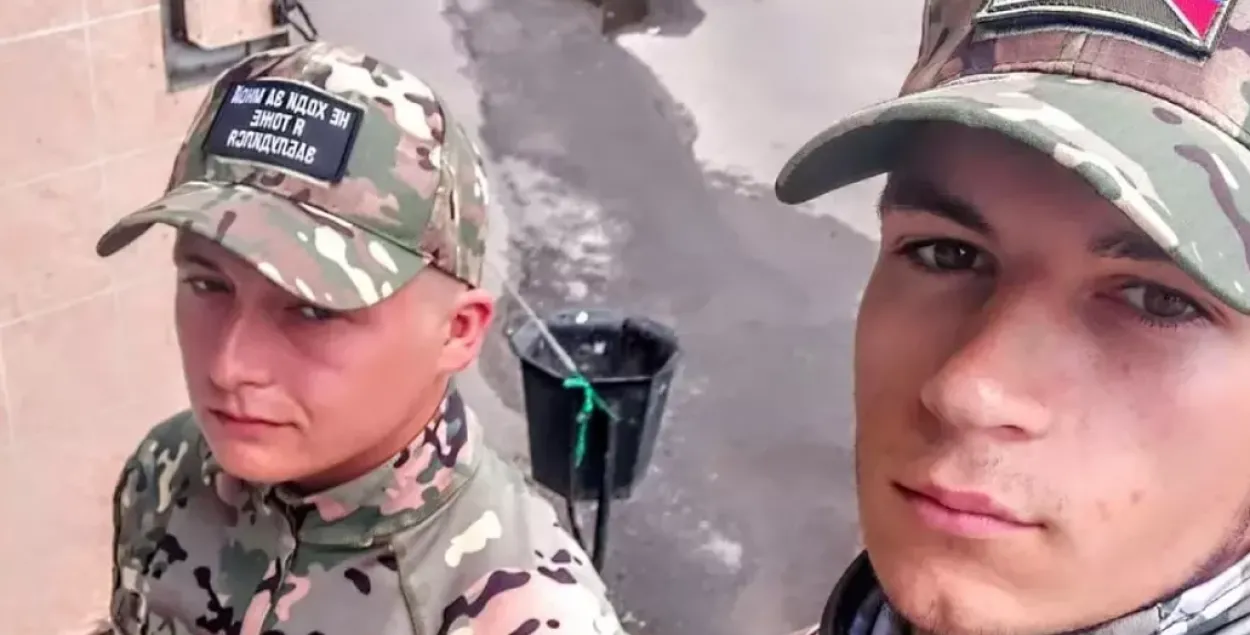 Віталь Чыбісаў (справа)
