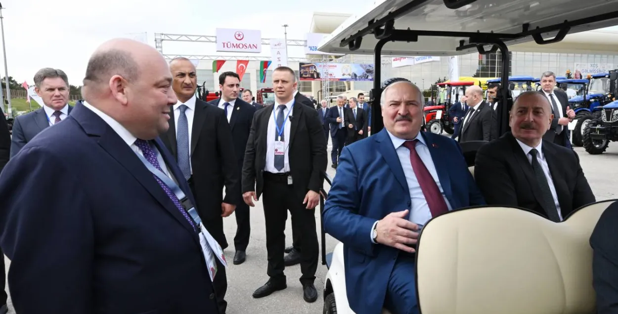 Аляксандр Лукашэнка змог зацікавіць Ільхама Аліева аграгарадкамі
