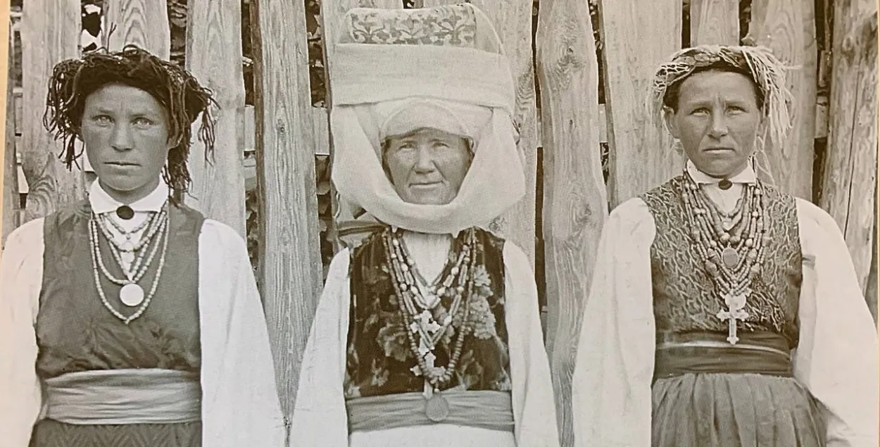 Жительницы Давыд-Городка в 1912 году
