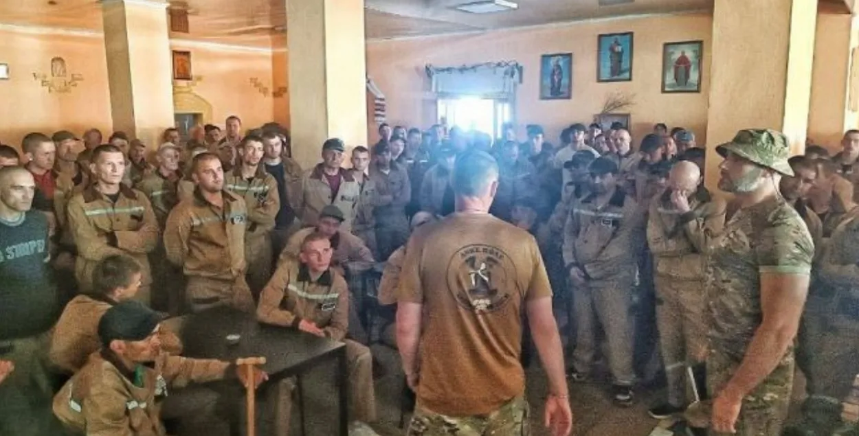 Перед новыми рекрутами ВСУ выступают фронтовики

