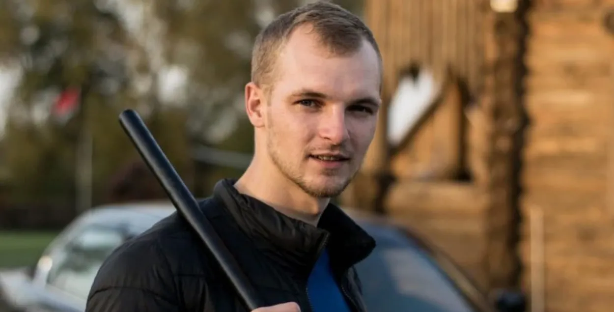 Дзяніс Дзікун
