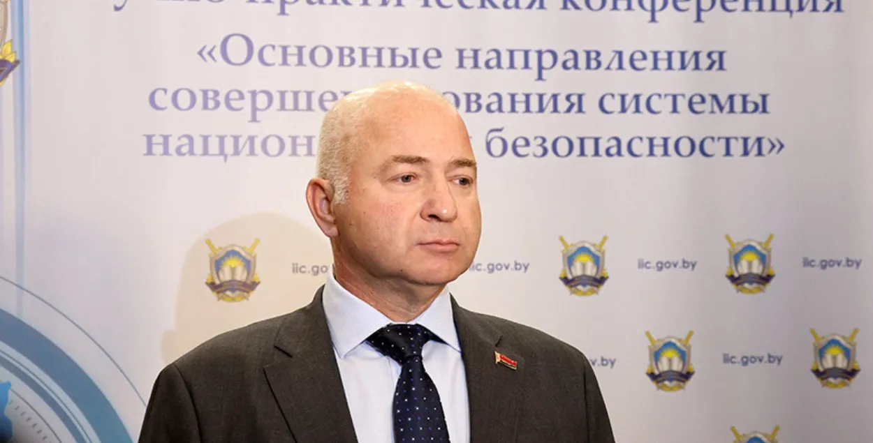 Дмитрий Гора
