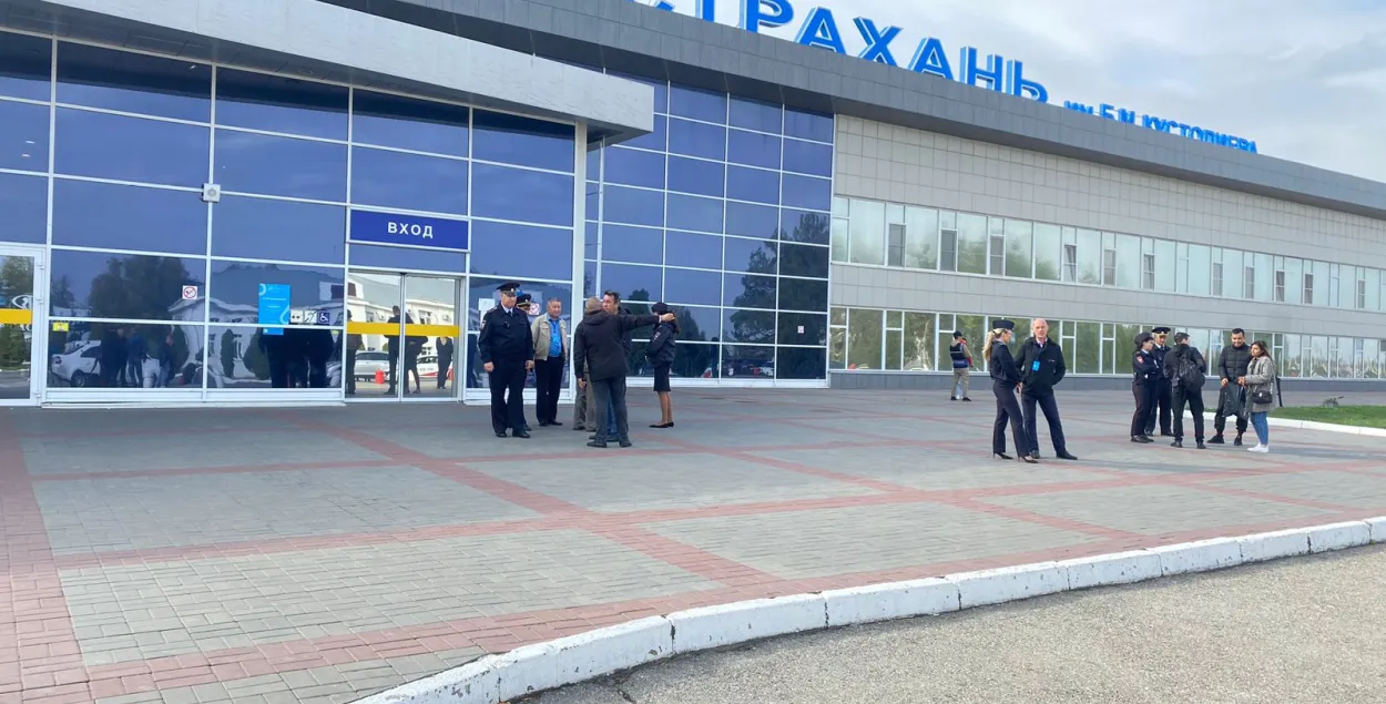 В астраханском аэропорту
