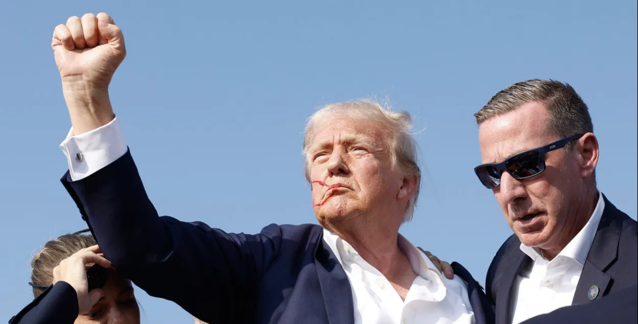 Дональд Трамп пасля замаху на яго жыццё
