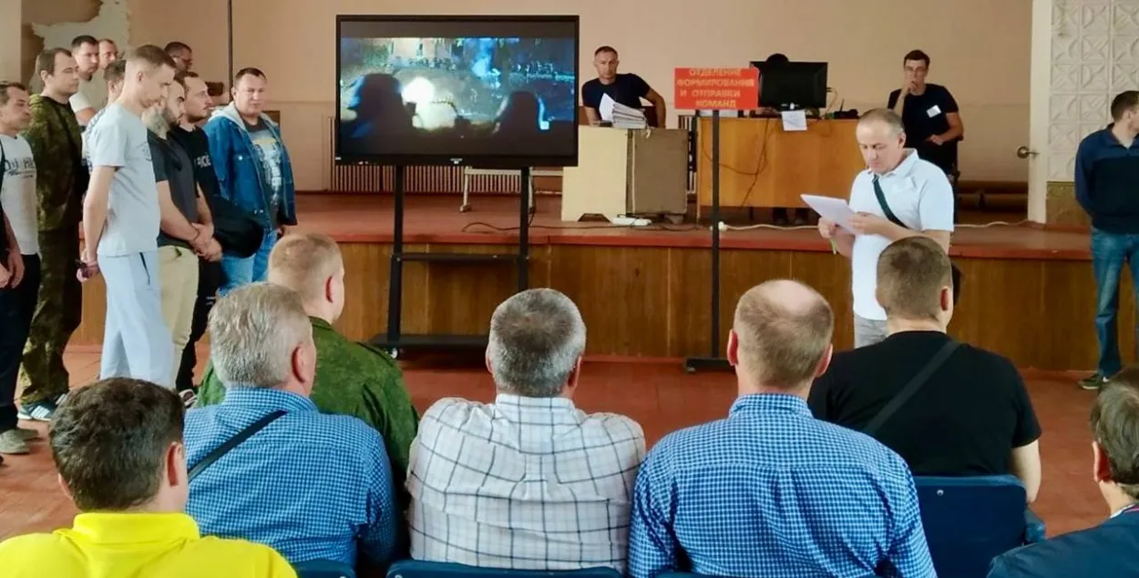 На "пункте предварительного сбора" в Бешенковичах
