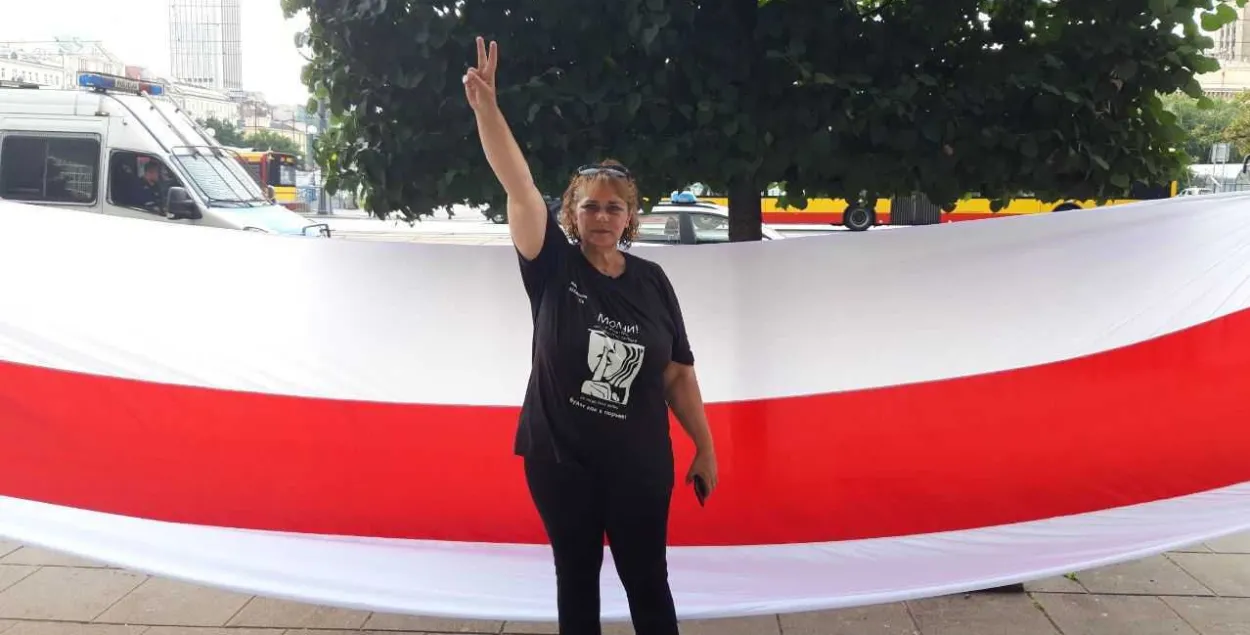 Елена Янушковская
