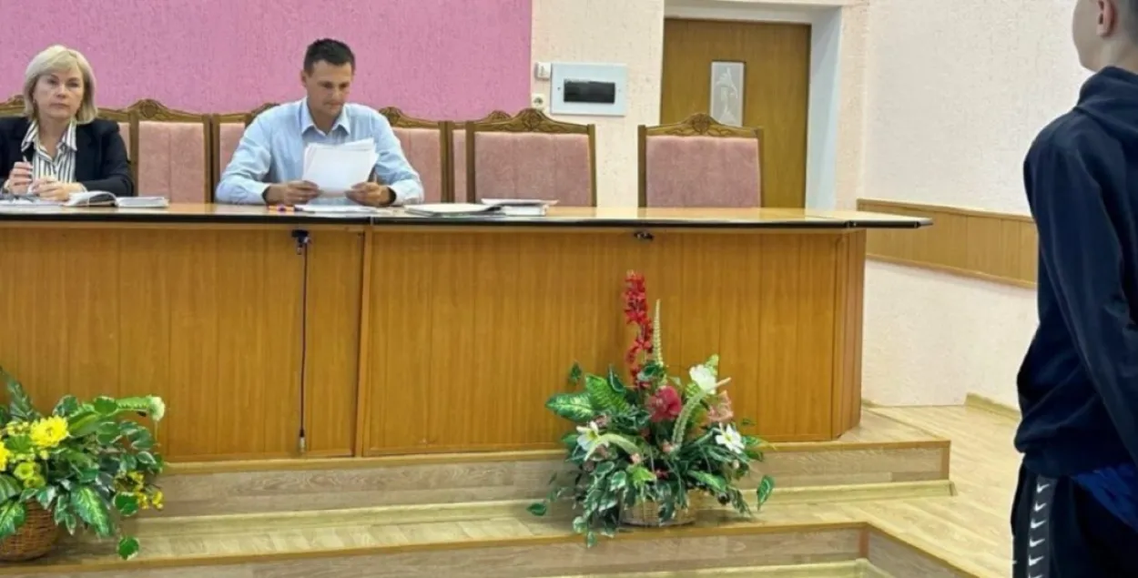 Камісія разглядала дзве справы: 16-гадовага хлопца і першакласніка
