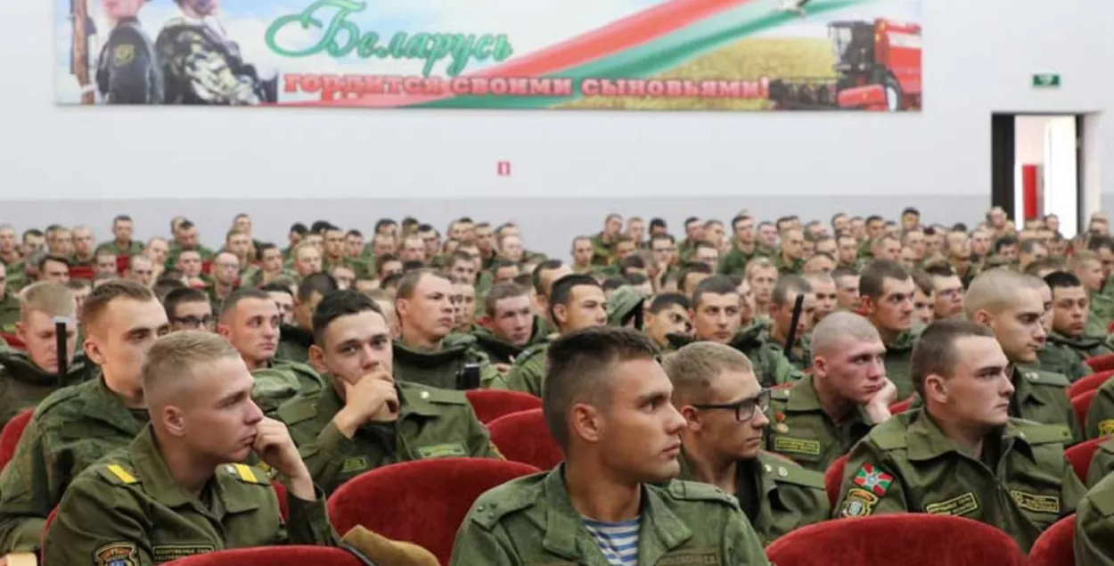 Міліцыя шукае папаўненне сярод цяперашніх вайскоўцаў
