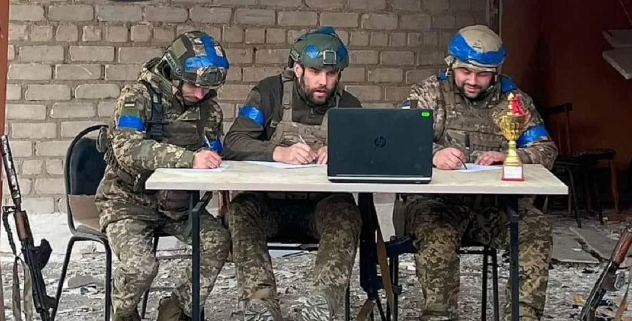 Украинские военные в Судже в Курской области
