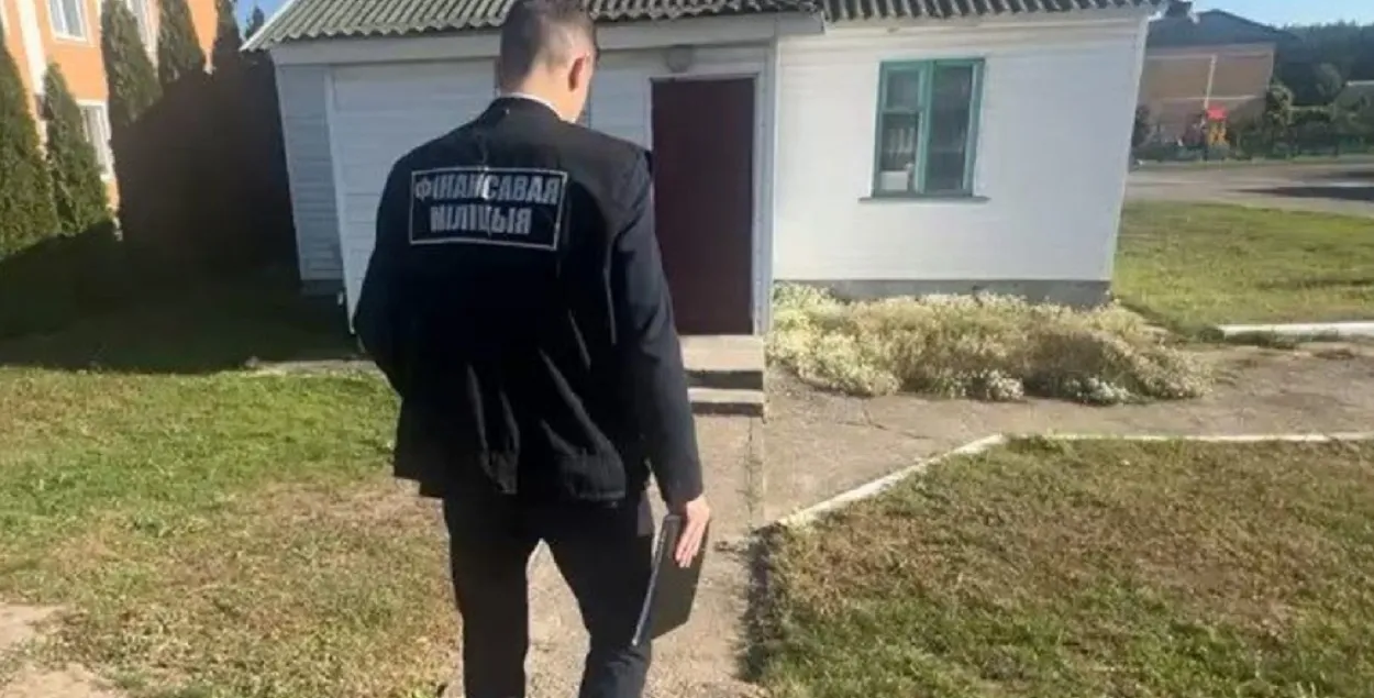 Кантралёры выявілі "супрацьпраўную схему"
