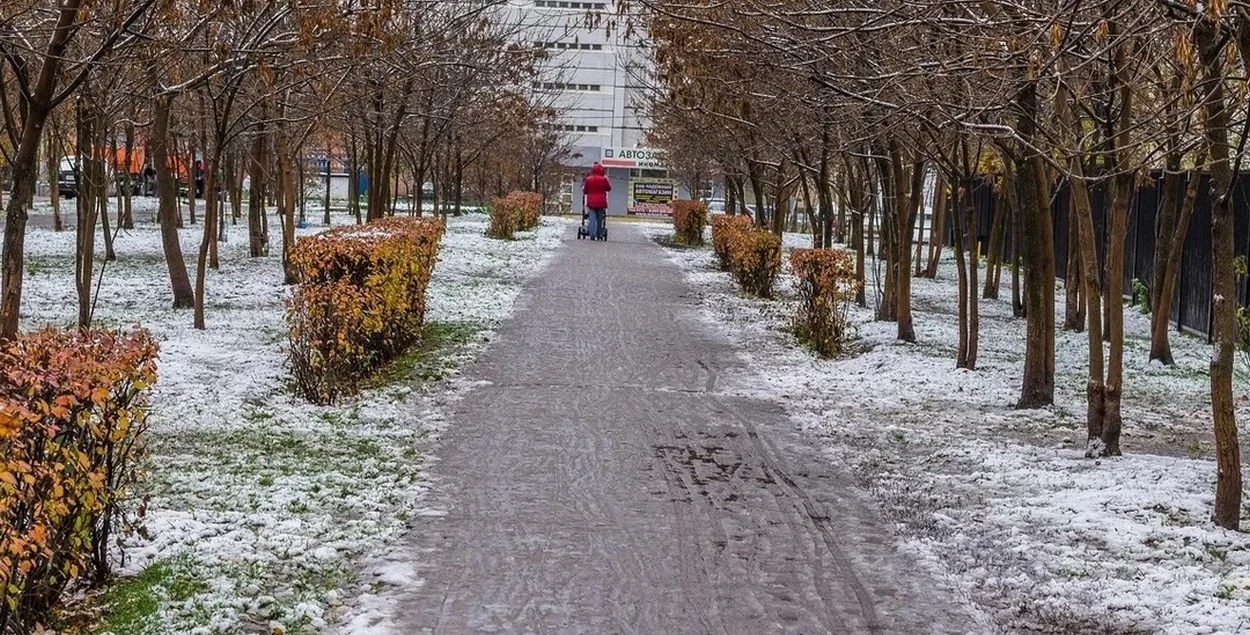 Мокры снег
