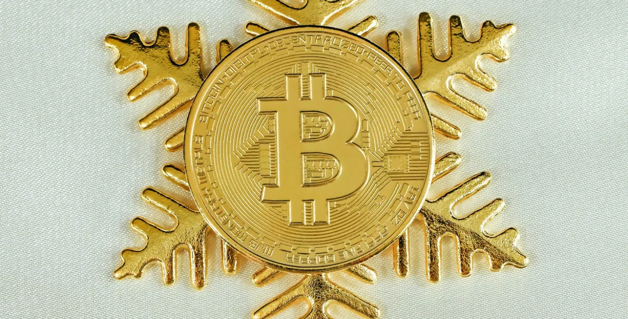 Биткоин

