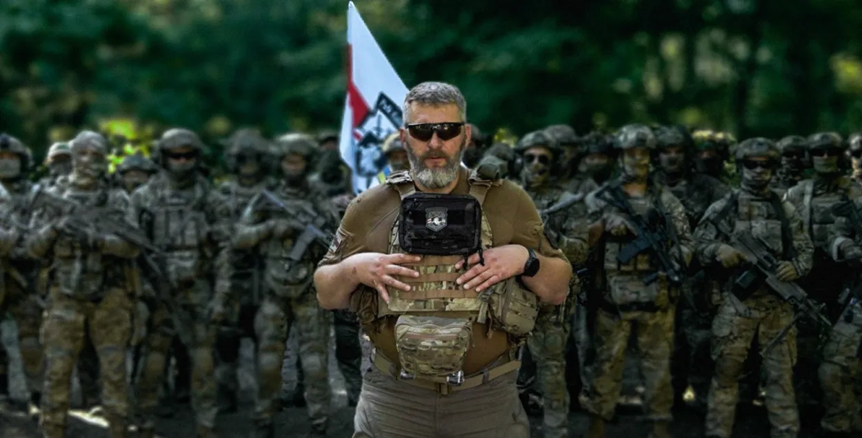 Павел Шурмей з байцамі падраздзялення
