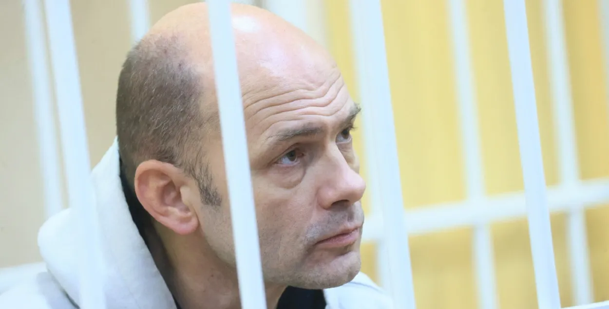Спявак Дзядзя Ваня на судзе
