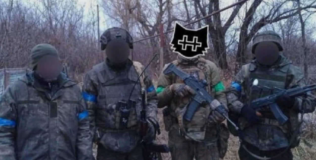 Беларускія і ўкраінскія байцы на фронце
