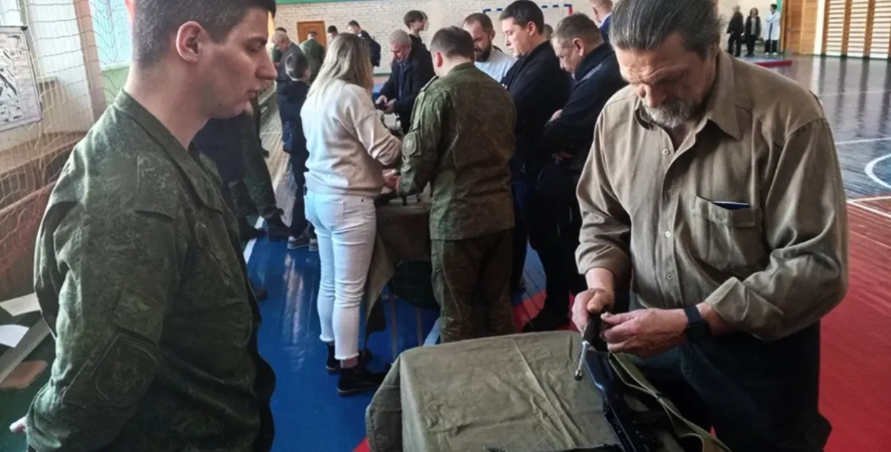 "Народнае апалчэнне" ў Мінску
