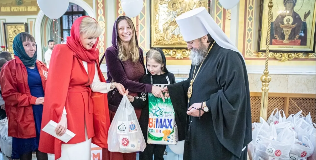 Прадуктовая дапамога ў праваслаўнай царкве ў Расіі
