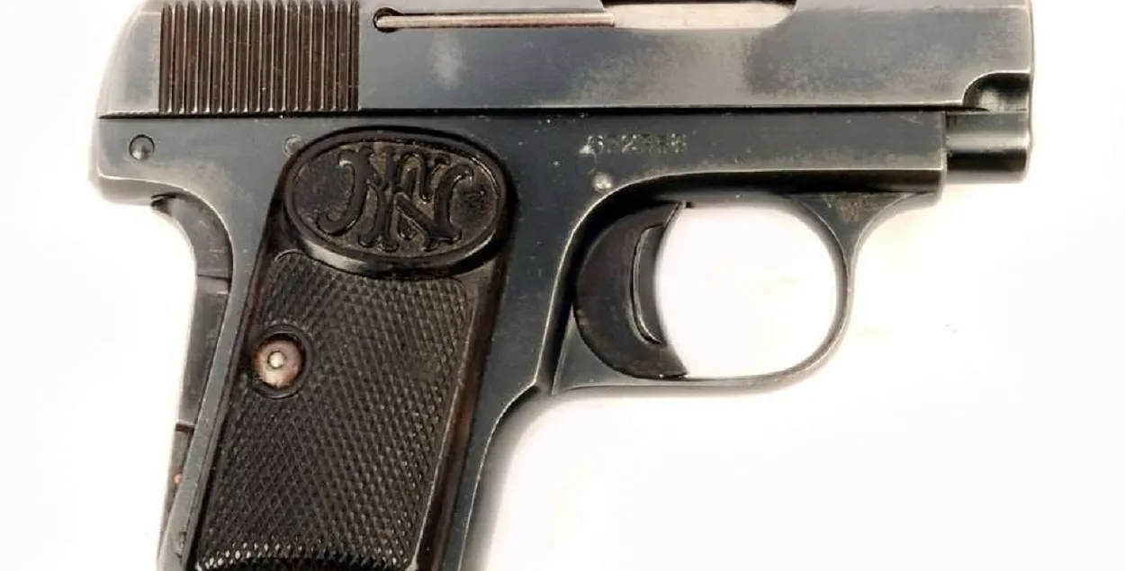 Пистолет Browning
