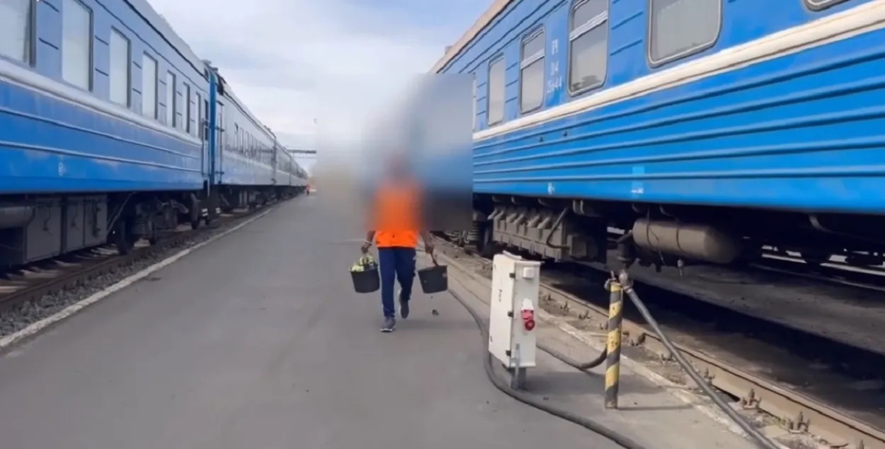 Нелегальная праца на станцыі
