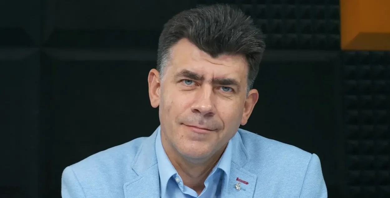 Павел Усаў
