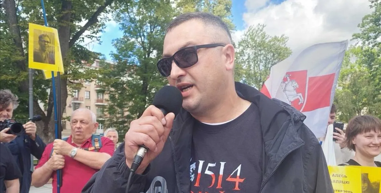 Святослав Милейковский на митинге в Вильнюсе
