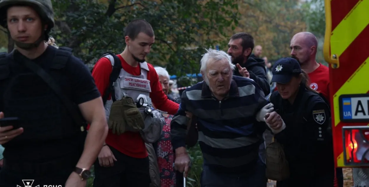 Работа спасателей
