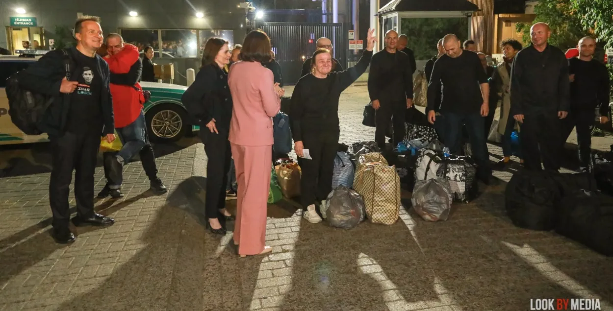 Палітвязні пасля вызвалення ў Вільні

