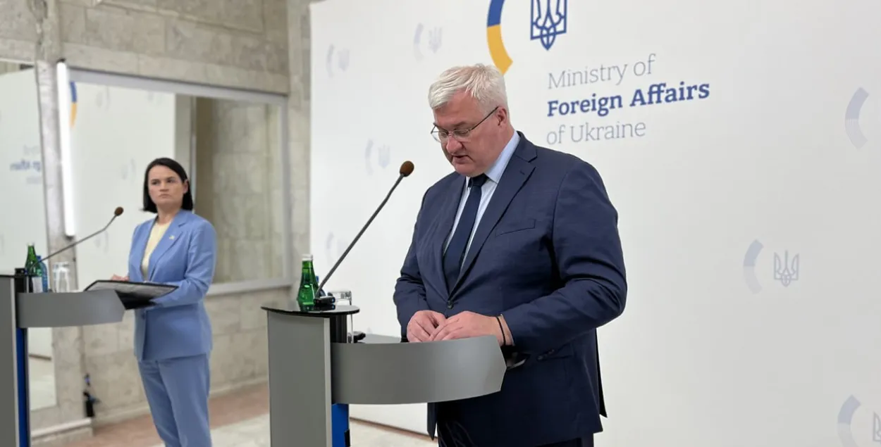 Святлана Ціханоўская і кіраўнік МЗС Украіны Андрэй Сібіга
