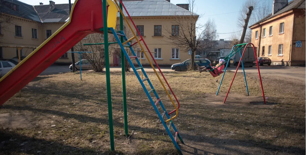 Денег совсем нет?
