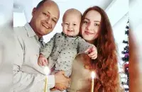 Беларуска Аляксандра Акпінар з мужам і сынам
