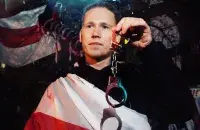 Беларус Антон Лукашук ля амбасады Беларусі ў Кіеве / instagram