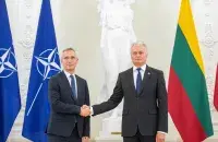 Енс Столтэнберг і Гітанас Наўседа / delfi.lt
