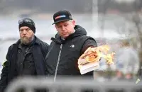 Падчас акцыі каля амбасады Турцыі ў Стакгольме, 21 студзеня 2023-га / Reuters
